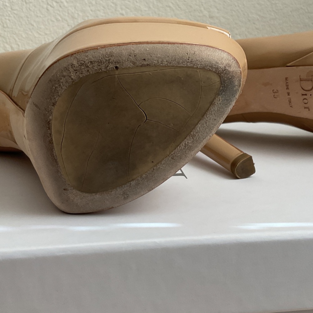 Dior Women's Beige Heels - Picture 7 of 14